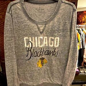 Woman xl Blackhawks long sleeve